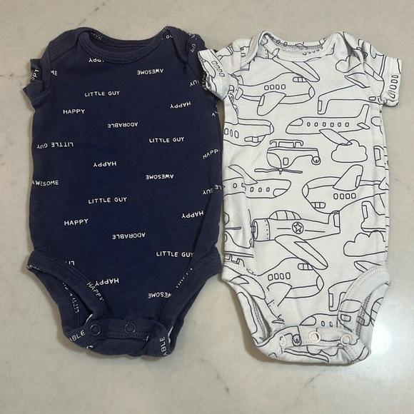 Carter's Other - Carter's newborn bodysuits set.
